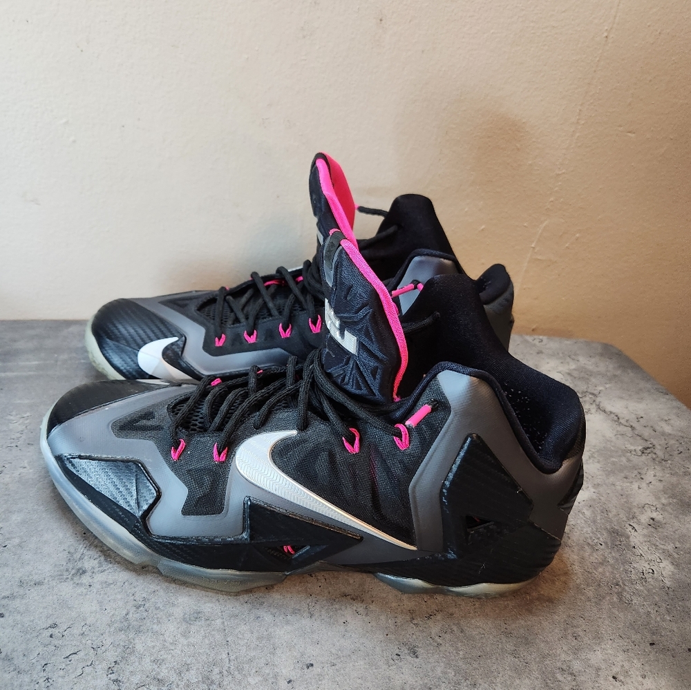 Nike Lebron 13 Miami Nights size 13